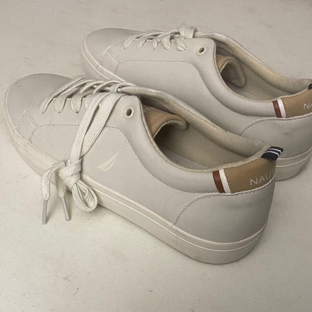 Nautica Men's Cream Low-Top Sneakers